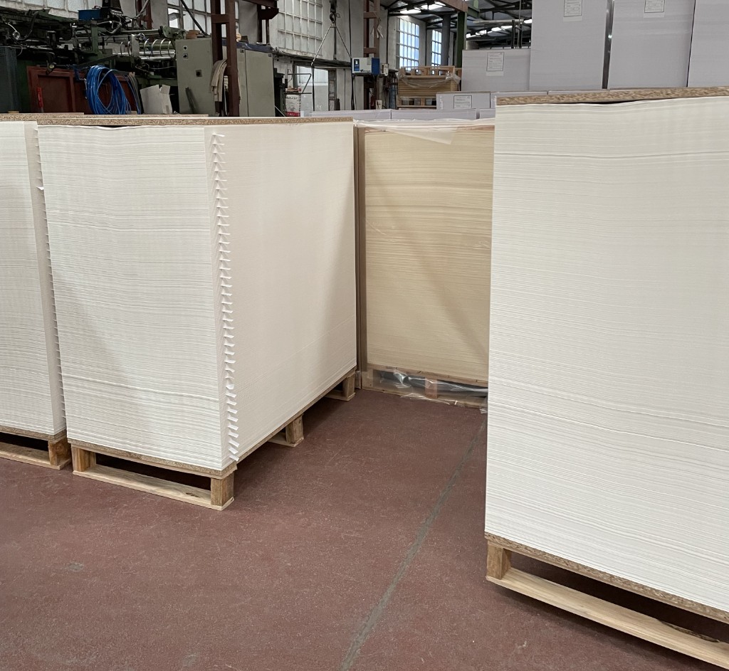 Découpe des formats aux dimensions souhaitées — palettes Parisloire